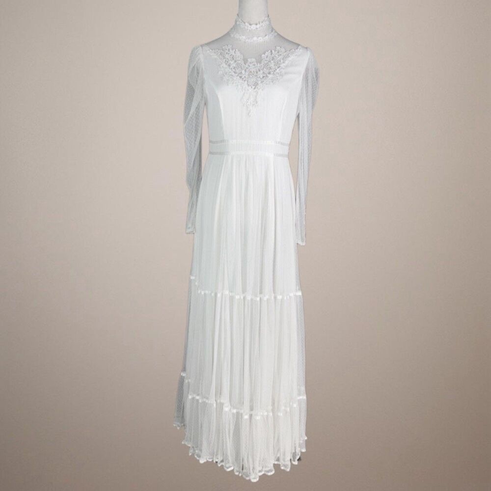 Gunne Sax Wedding Dress Size 13 Ivory Lace Vintage 70s Prairie Boho Bride Tiered
